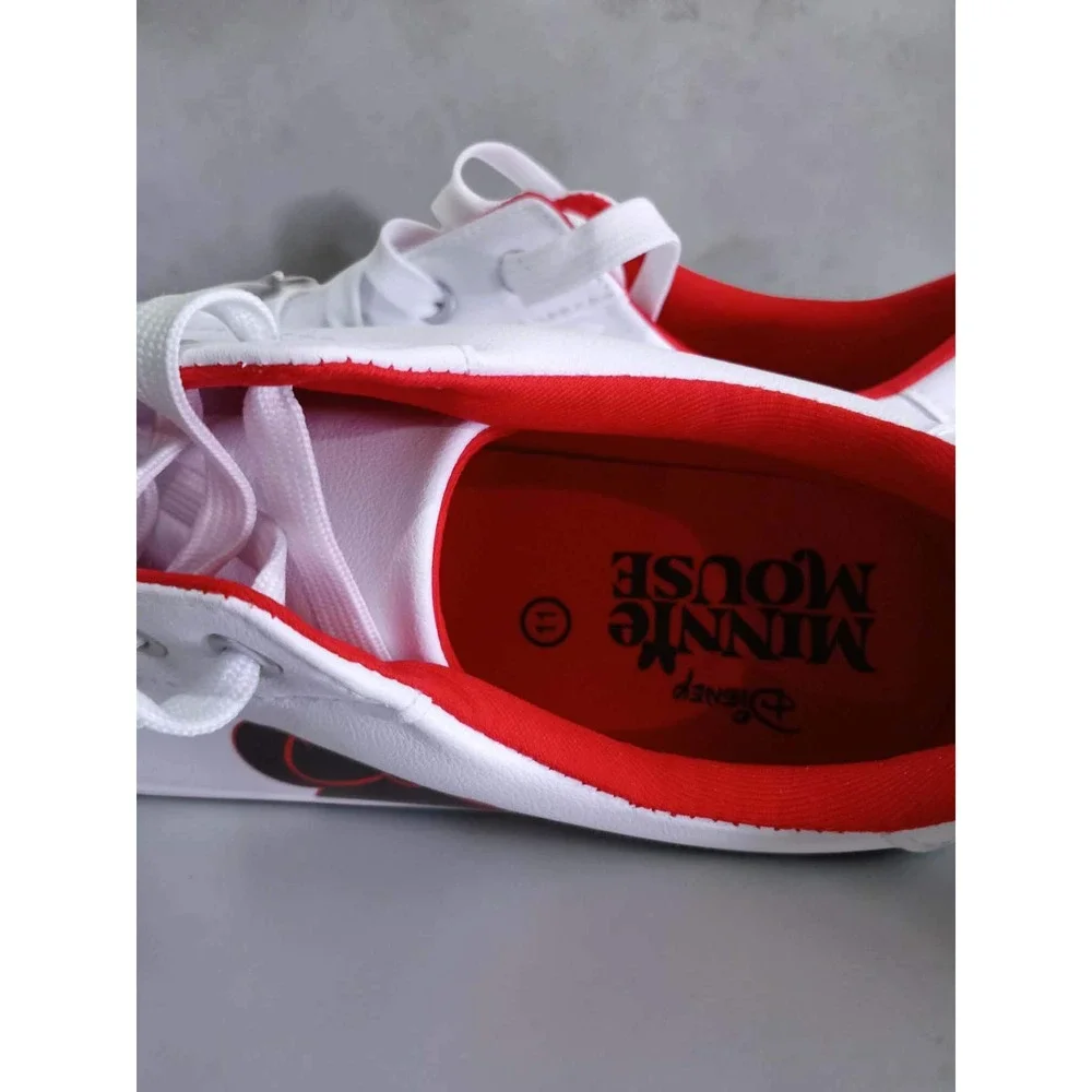 Disney Minnie Mouse Womens White Red Low Top Sneakers Bow Charm Size 11 NEW